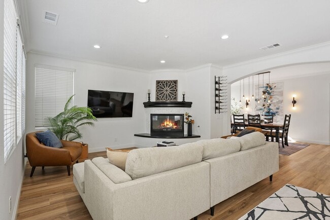 Foto del edificio - Luxury Living in San Clemente – 5 Bed, 3.5...