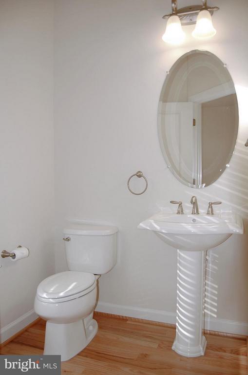 Foto del edificio - 44692 Collingdale Terrace