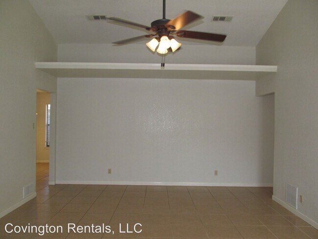 Building Photo - 3 br, 2 bath House - 4418 Lone Star Trl