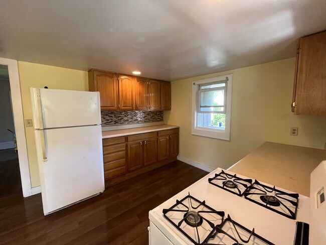 Building Photo - 111 Genesee St