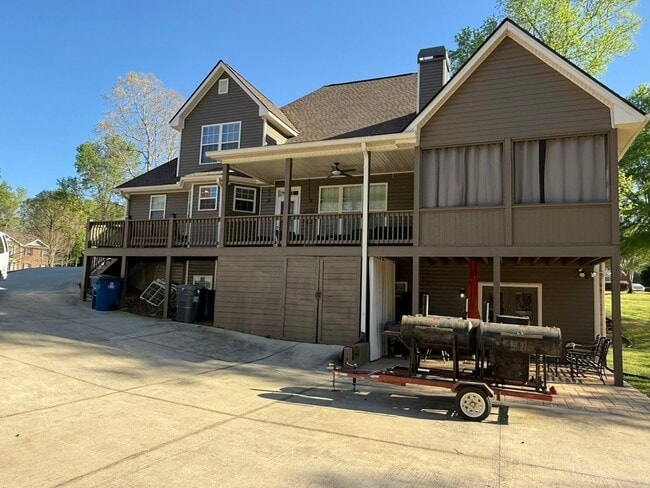Foto del edificio - 3212 Brigadier Way SW