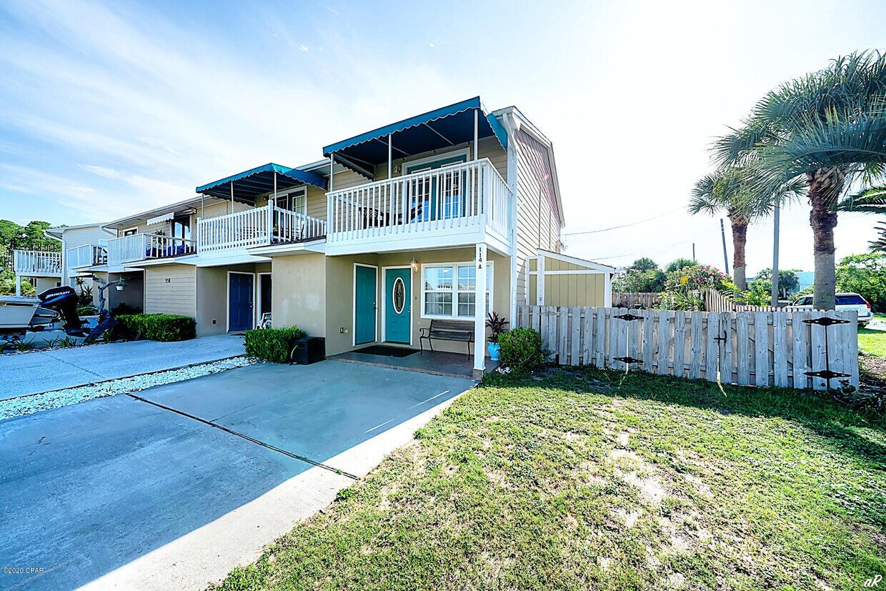 Primary Photo - 114 Palm Beach Dr