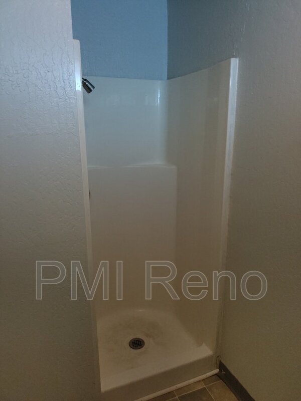 Foto del edificio - 1247 W 1st St