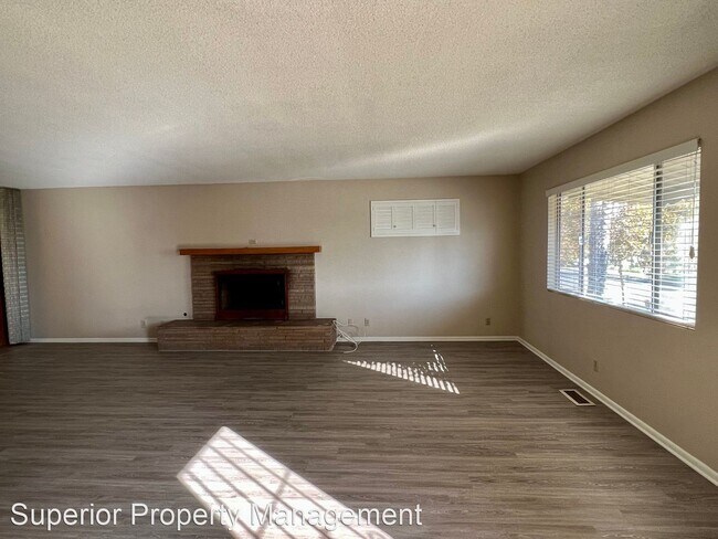 Foto del edificio - 2 br, 2.5 bath House - 1465 Shannon St.