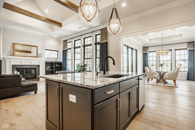 Foto del edificio - 15600 Woodford Dr