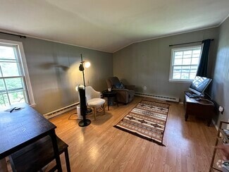 Building Photo - 419 Leedsville Rd