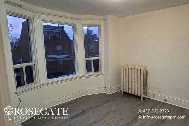 Building Photo - Pet-Friendly 2-Bedroom Apartment in Hamilton | All Utilities Included + Private Balcony