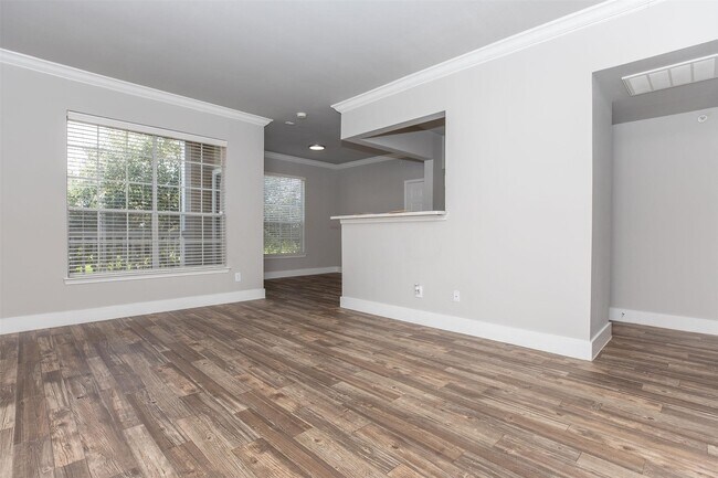 Foto del edificio - 19100 Glenwest Dr