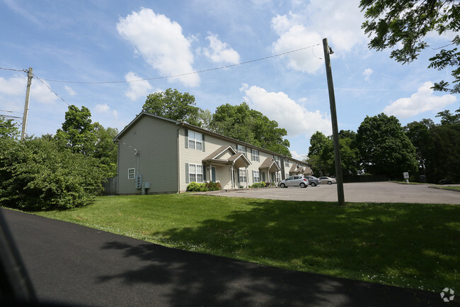 Foto del edificio - 5606 Boxwood Garden Way