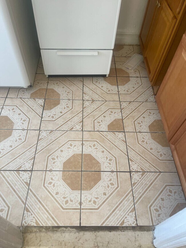 920 E 223rd St, The Bronx, NY 10466 House Rental in The Bronx, NY