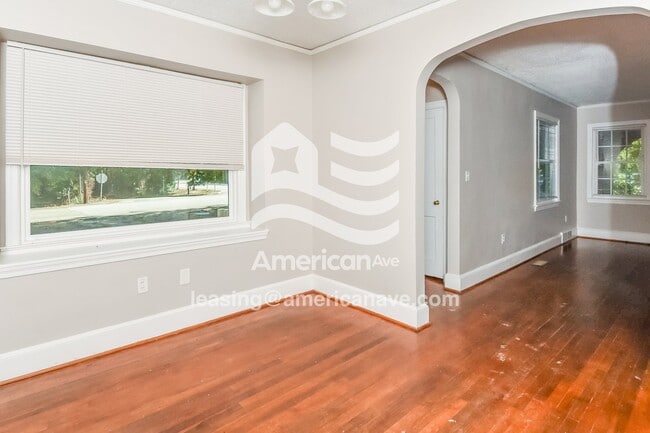 Building Photo - 123 Hendrix St