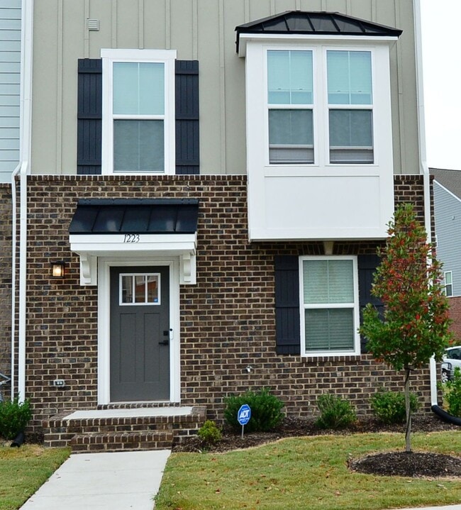 Photo - Harbour View Townes! House