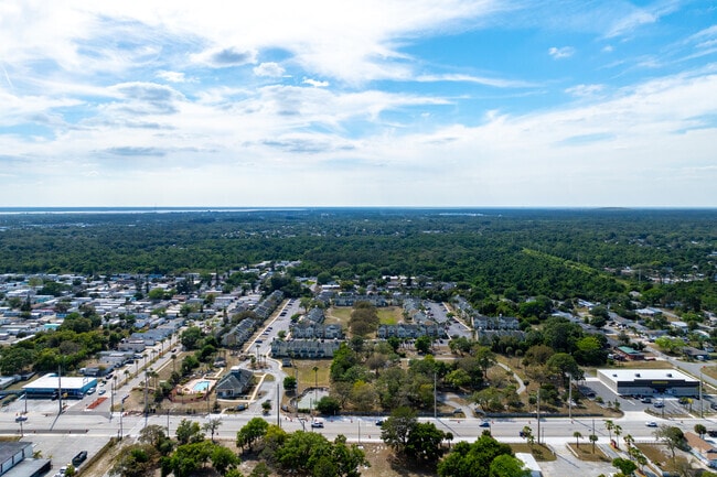 1605 Flower Mound Ln Cocoa, FL 32922 - Oak Meadows Apartments