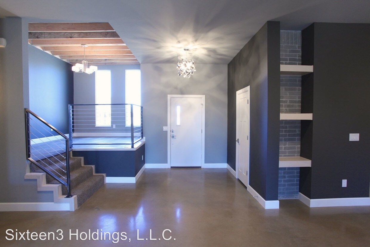 Foto principal - 3 br, 2.5 bath House - 17704 Silverhawk Way