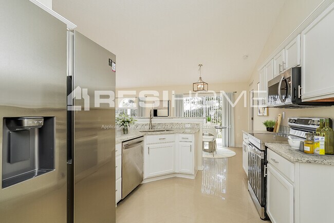 Building Photo - 5530 Landover Blvd