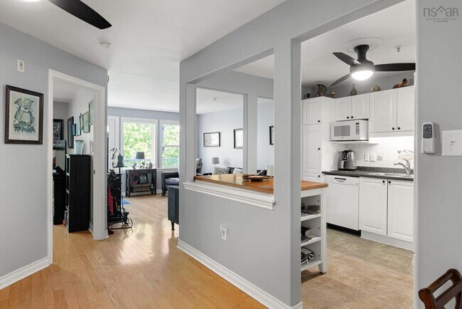 Building Photo - 211 Hammonds Plains Rd