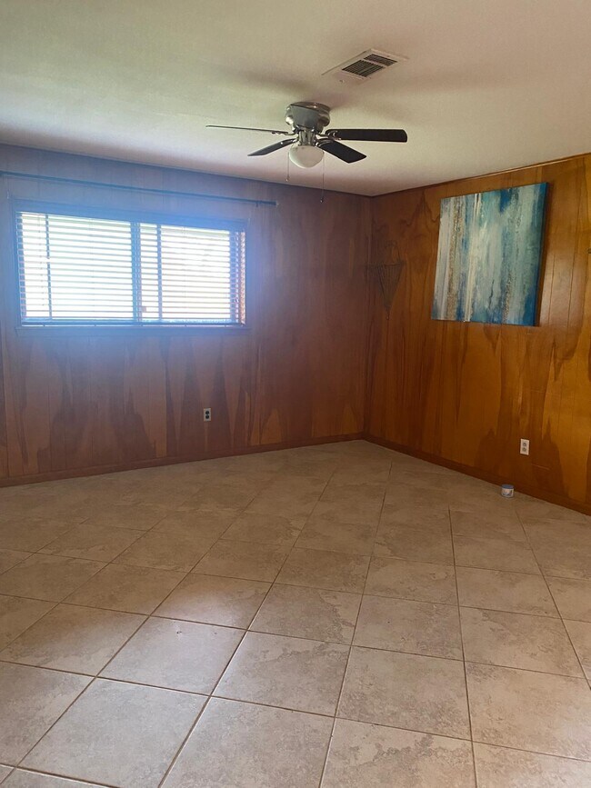 Foto del edificio - 225 Hill St