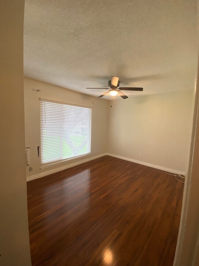 Foto del edificio - 17236 Nisson Rd