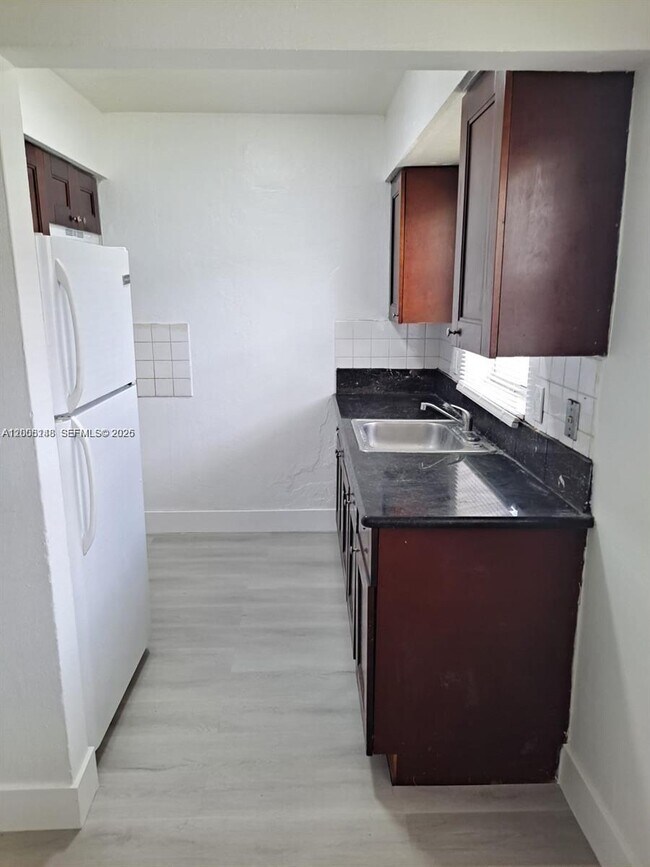Foto del edificio - 4090 NW 31st Terrace