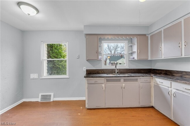 Building Photo - 17106 Holly Hill Dr