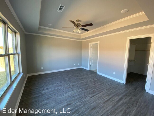 Building Photo - 3 br, 2 bath House - 802 SW Cabriolet Street