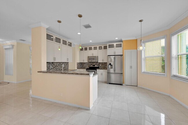 Foto del edificio - 16315 SW 26th St