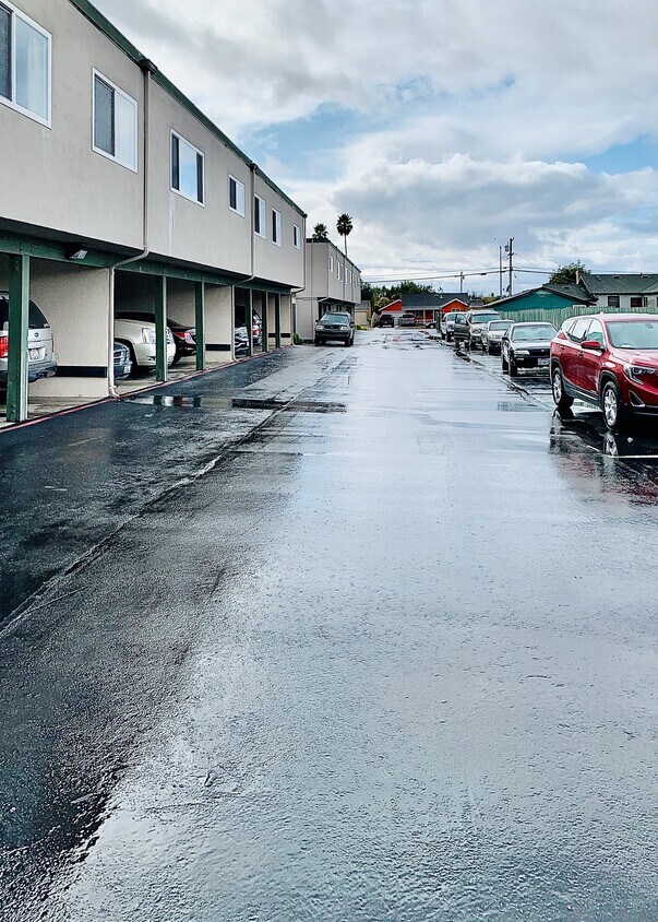 Foto del edificio - 1425 Garner Ave