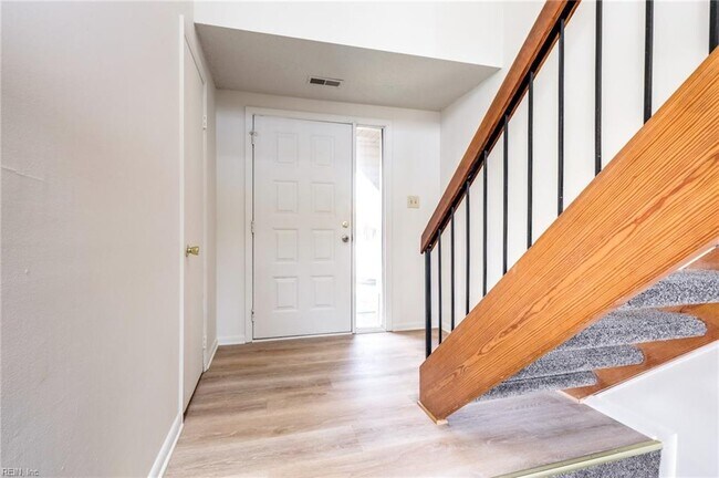 Building Photo - 4329 Silverleaf Ct