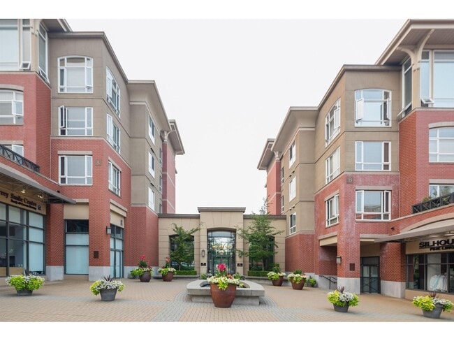 Building Photo - 2940 King George Blvd