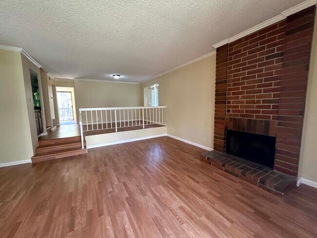 Foto del edificio - 21820 Marylee St