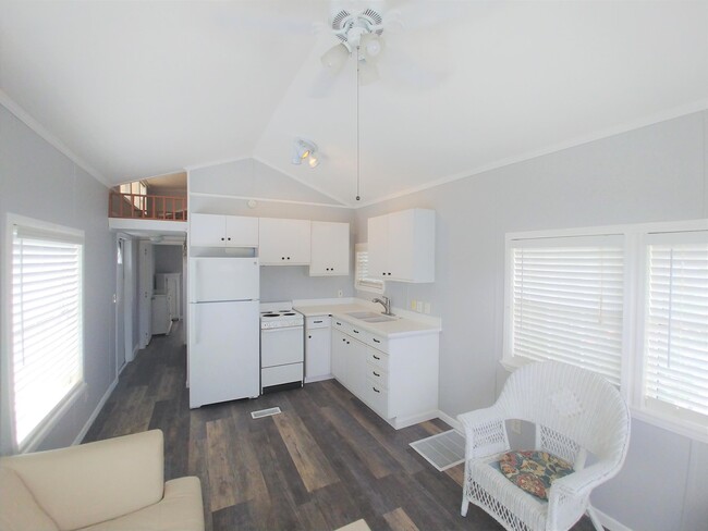 Building Photo - 900 Juno Ocean Walk