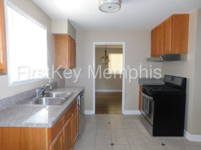 Foto del edificio - 518 McDermitt Rd