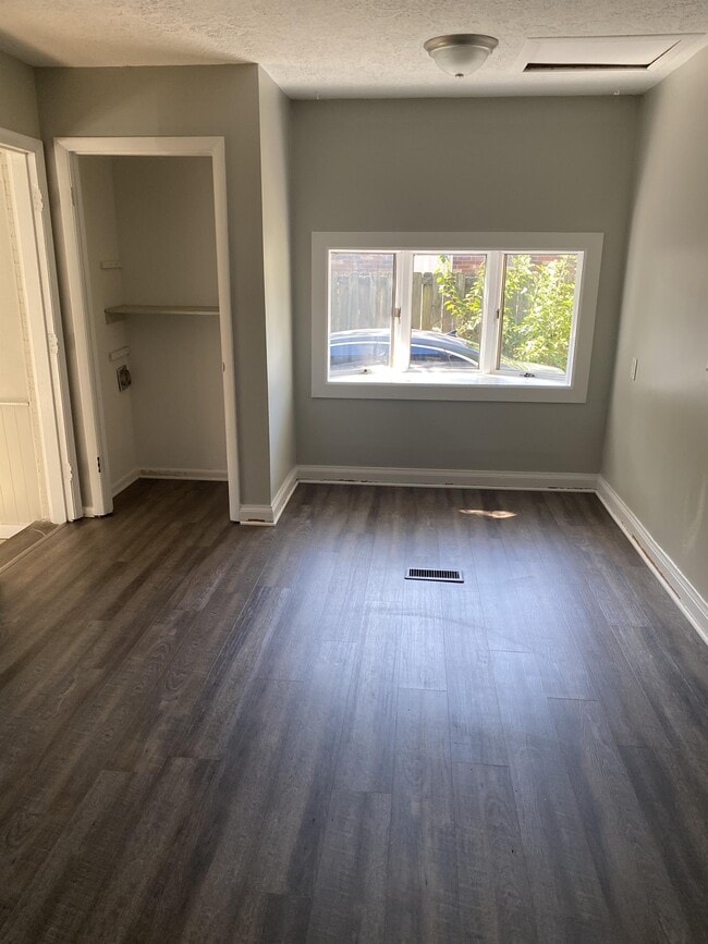 Foto del edificio - 3603 Cedarwood Way