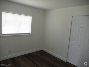 Building Photo - 5227 29th St SW