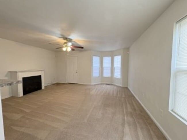 Photo - Huntersville House