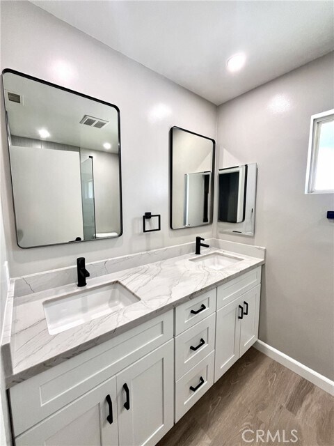 Foto del edificio - 1024 Cypress St