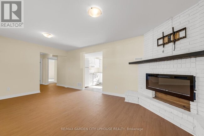 Building Photo - 71 Woodington Pl