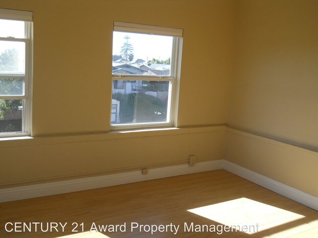 Building Photo - 2760 Market St