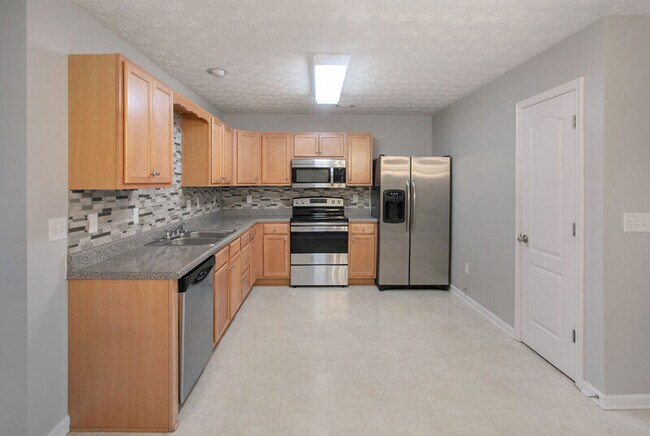 Building Photo - 1825 Formosa Ln