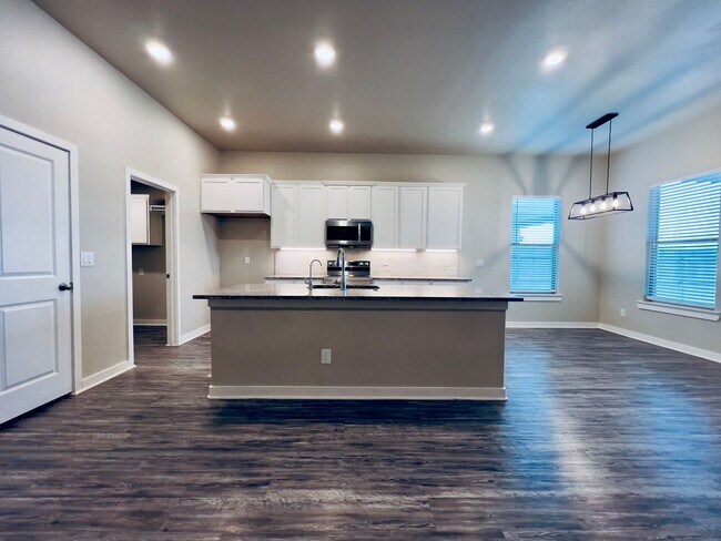 Foto del edificio - Great 3/2/2 Available in Upland Crossing w...
