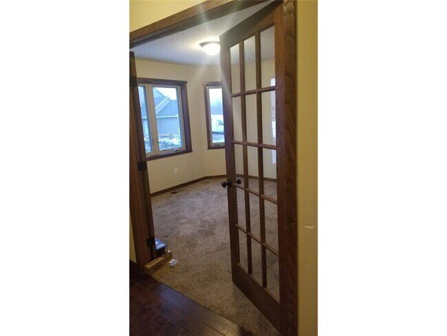 Foto del edificio - 6006 Iris Ln