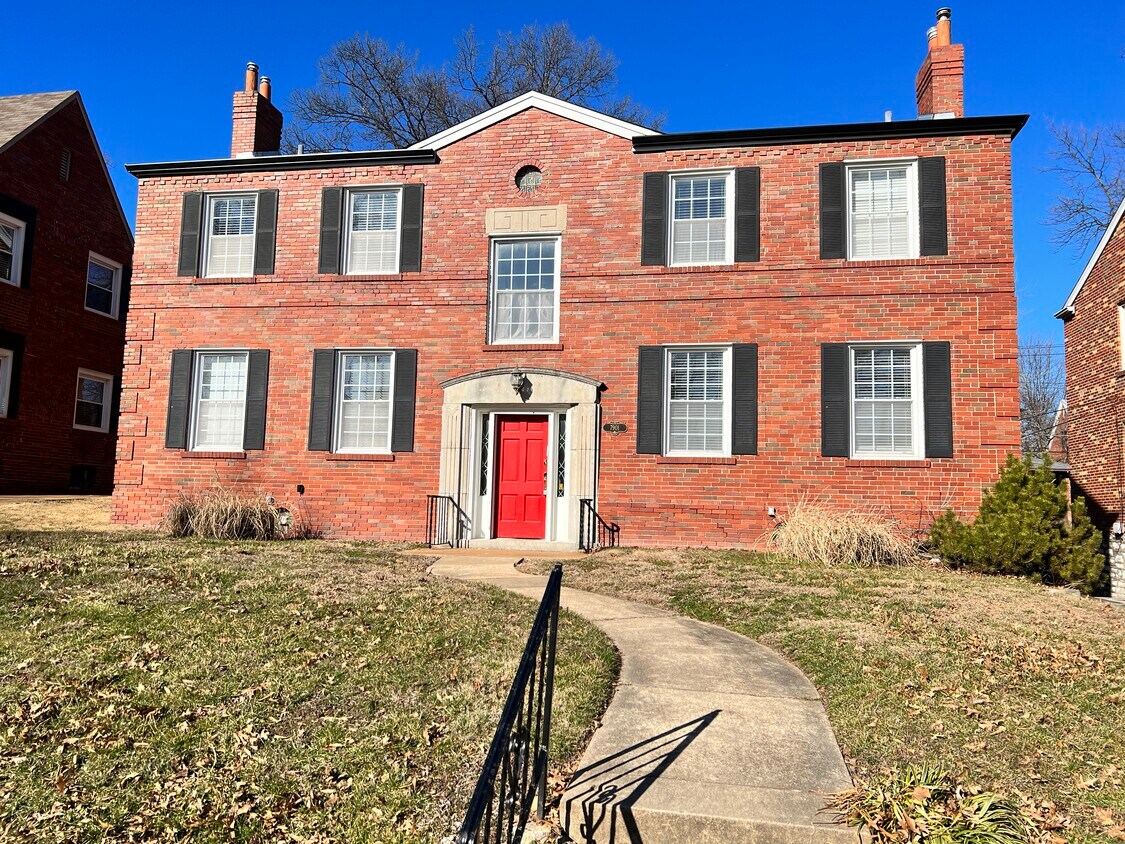 7901 Delmar Blvd Unit 1W, University City, MO 63130 Apartments in