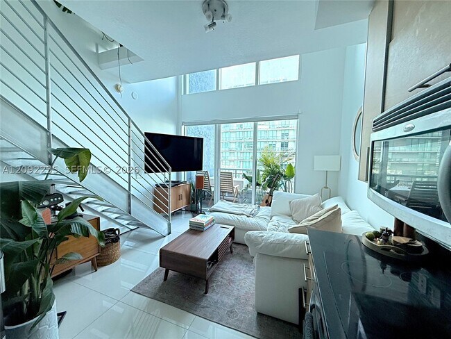 Foto del edificio - 60 SW 13th St