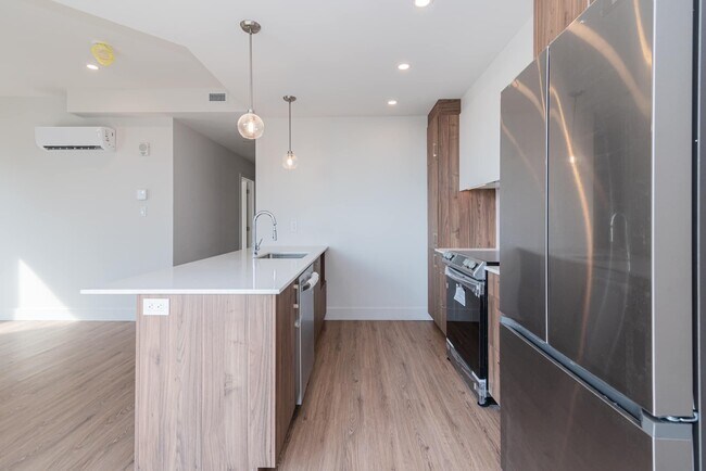 Photo du bâtiment - 1700 Boul Angrignon