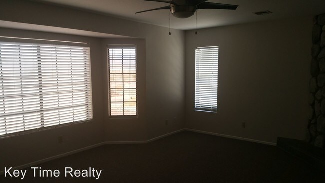 Foto del edificio - 3 br, 2 bath House - 2537 Valley Vista