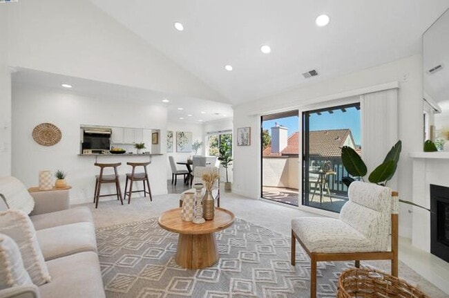 Building Photo - Gary Dr