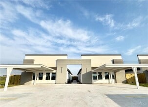 Building Photo - 20 Aryana N Ave