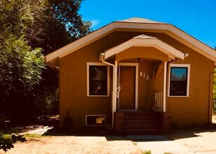 Building Photo - 810 21st St