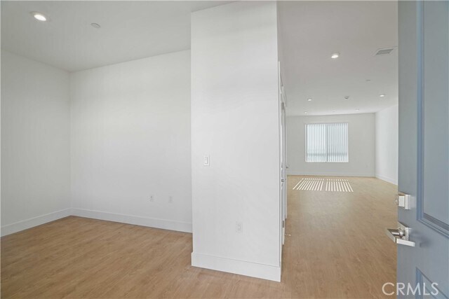 Foto del edificio - 8750 Sepulveda Blvd