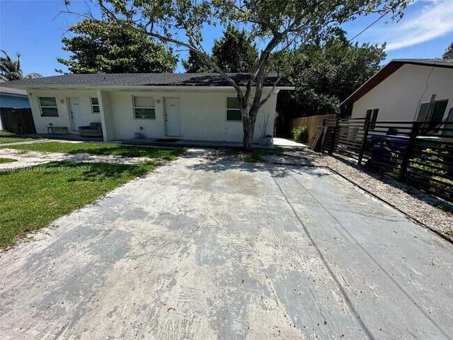 Foto del edificio - 7981 NW 12th Pl